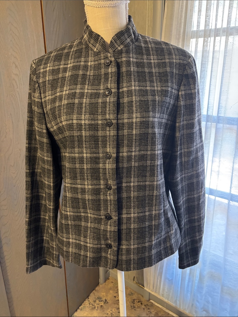 Vintage Paddle & Saddle Wool Plaid Blazer Jacket Fall Autumn Style 80s College